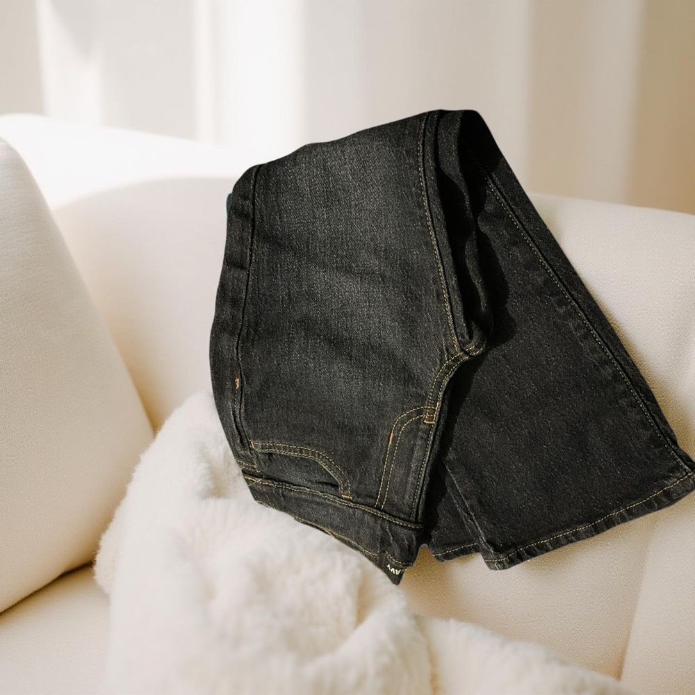Casual Dark Stone Washed Straight legged Gold Stitch Girls Small 6/7 Coastal